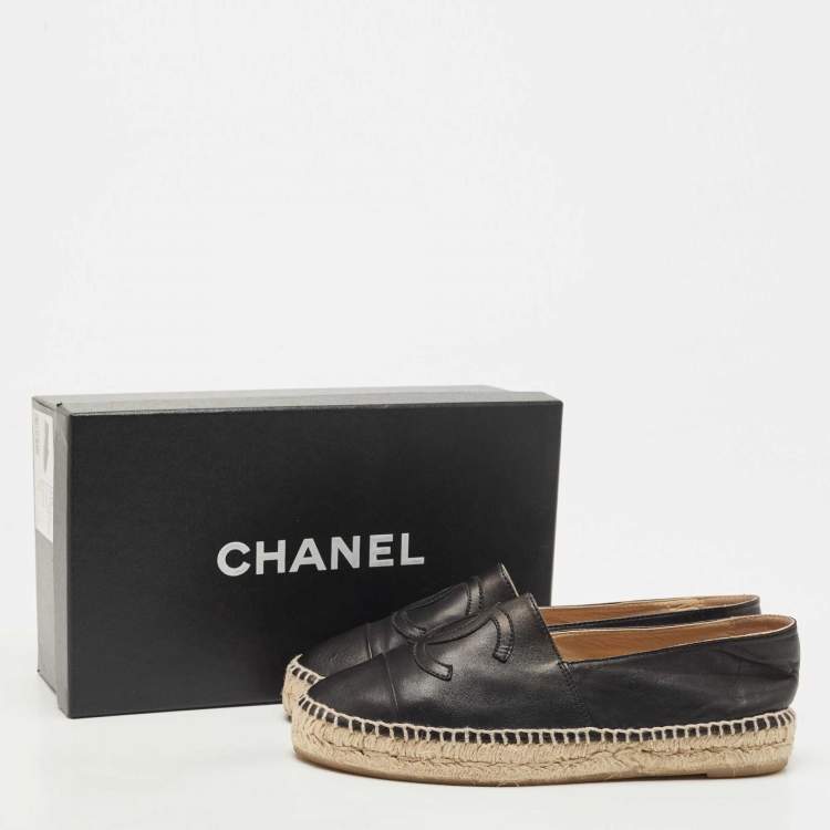 Pre Owned Chanel Black Leather CC Cap Toe Espadrilles Flats Size 38