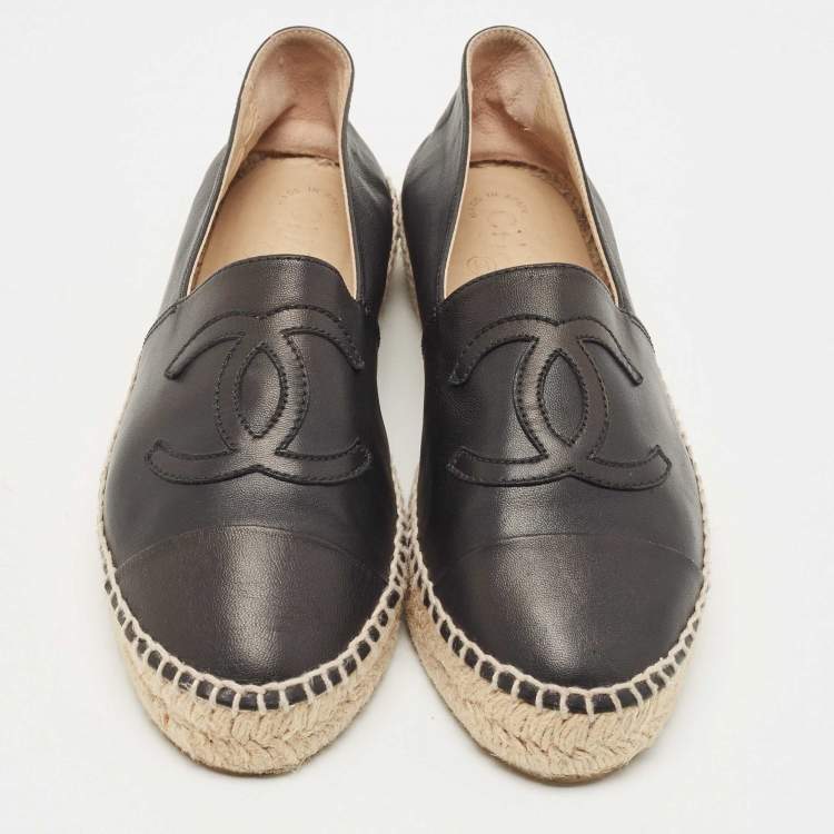 Pre Owned Chanel Black Leather CC Cap Toe Espadrilles Flats Size 38