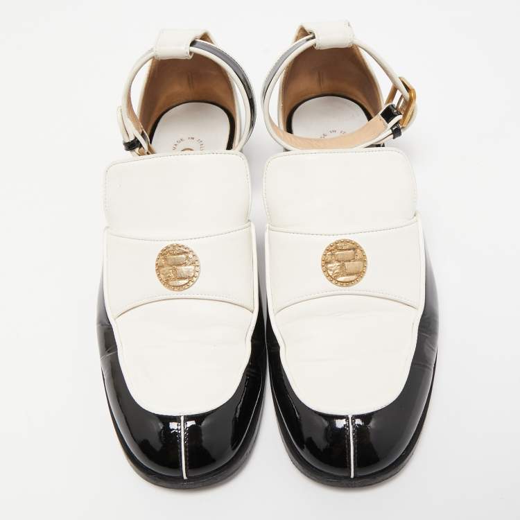 Pre Owned Chanel Black/Cream Patent and Leather Cutout Loafers Size 37.5