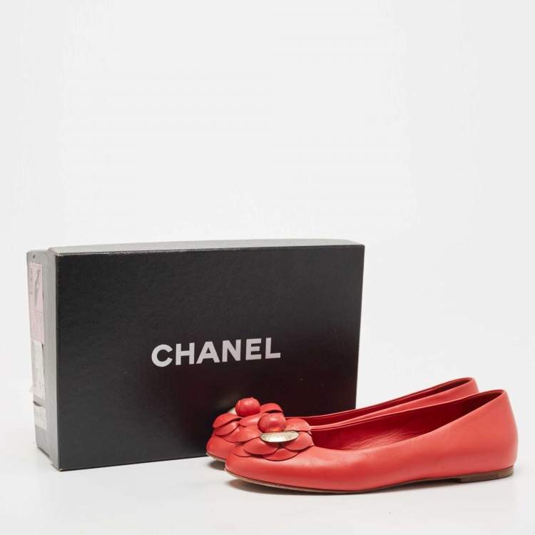 Pre Owned Chanel Red Leather Camelia Ballet Flats Size 37.5