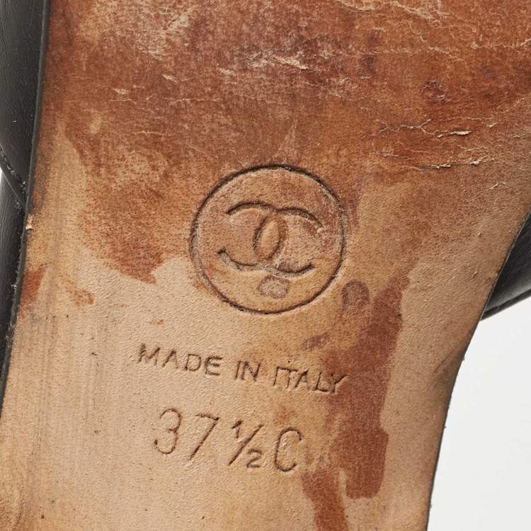 Pre Owned Chanel Black Leather And Canvas CC Slingback Pumps Size 37.5