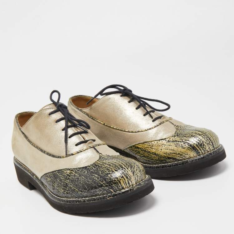 Pre Owned Chanel Beige/Green Suede and Texture Leather Oxfords Size 39