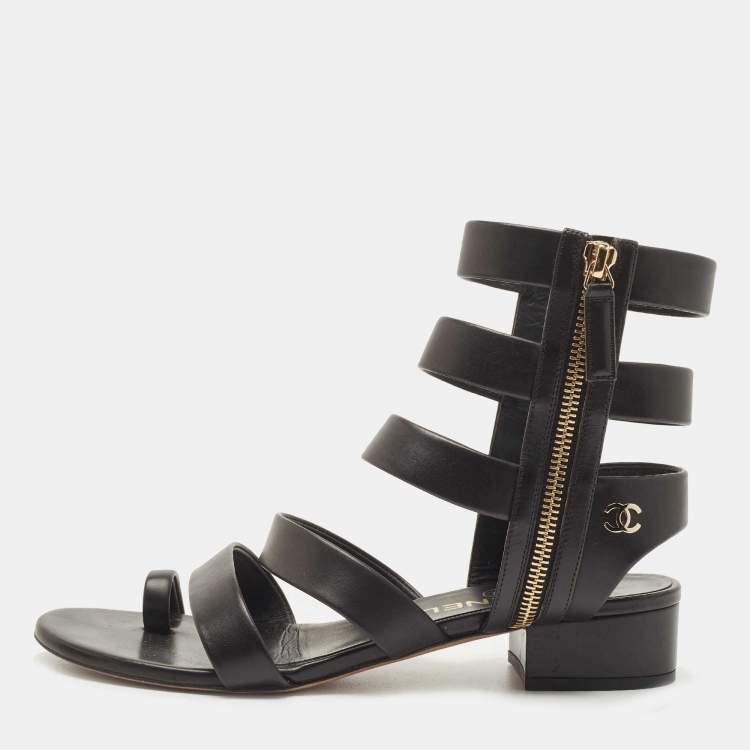 Chanel Black Leather Interlocking CC Logo Gladiator Sandals Size 38 Chanel