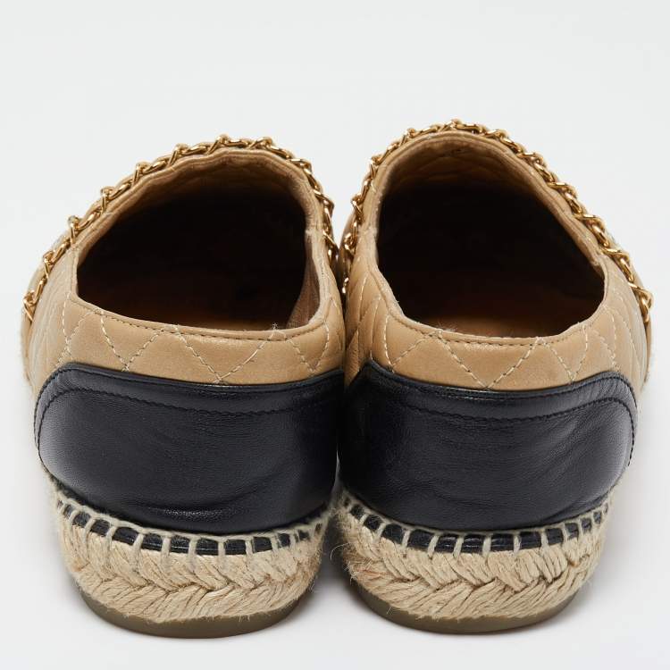 Pre Owned Chanel Beige/Black Quilted Leather Chain-Link CC Espadrille Size 42