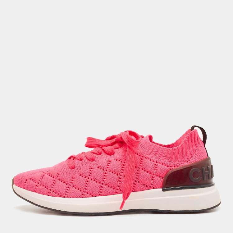 Pre Owned Chanel Pink Knit Fabric Quilted Low Top Sneakers Size 39