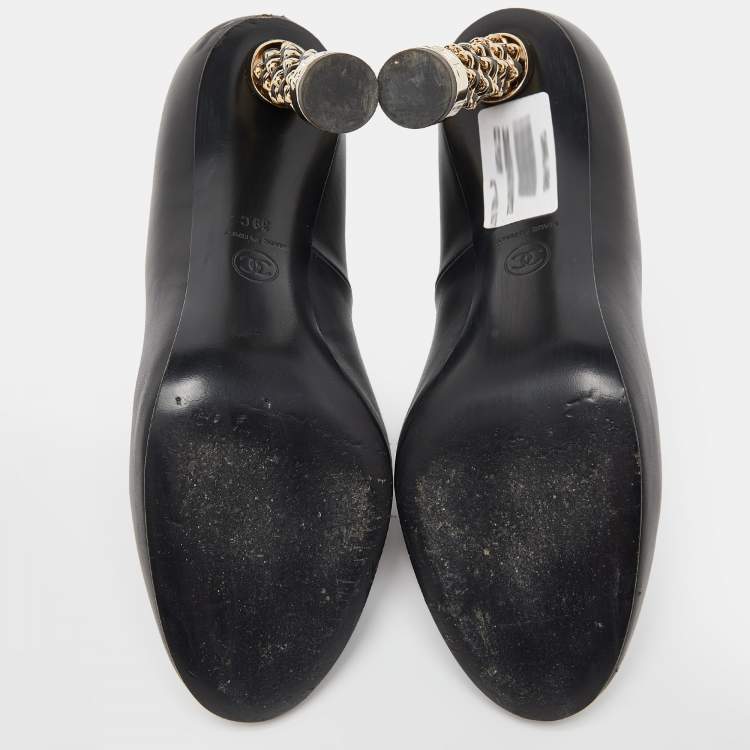 Pre Owned Chanel Black Leather Chain Detail Heel Pumps Size 39