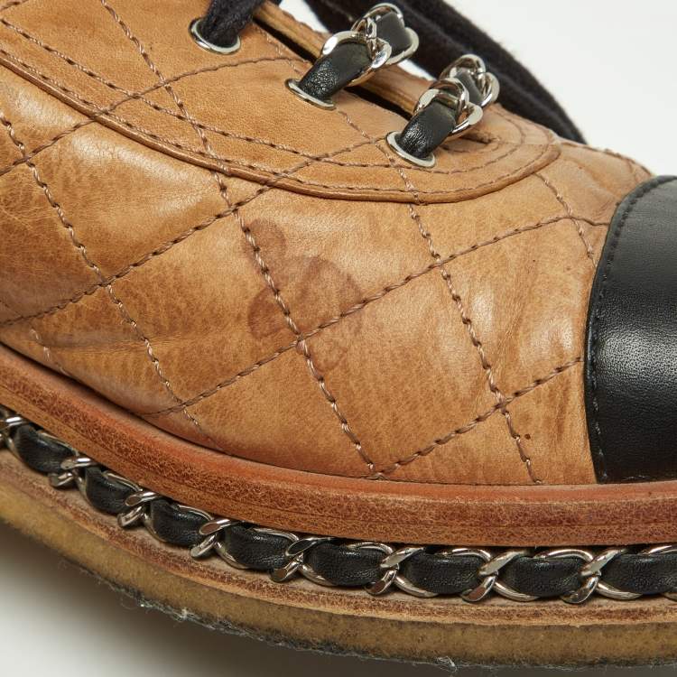 Pre Owned Chanel Tan/Black Quilted Leather Chain Embellished Cap Toe Oxfords Size 36.5