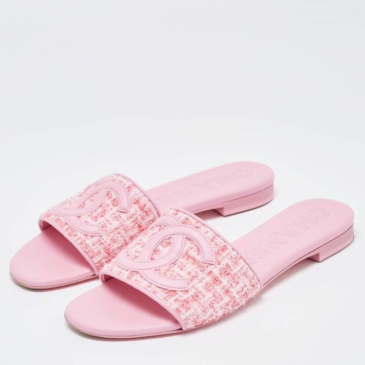 Chanel Pink Tweed and Leather CC Slides Size 38.5 Chanel