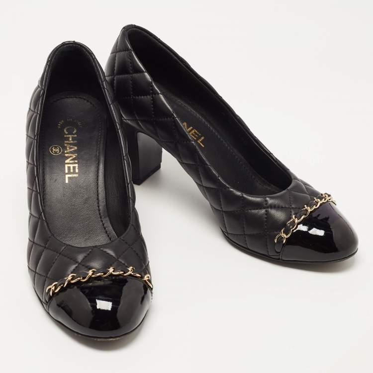 Pre Owned Chanel Black Quilted Leather CC Chain Cap Toe Pumps Size 38