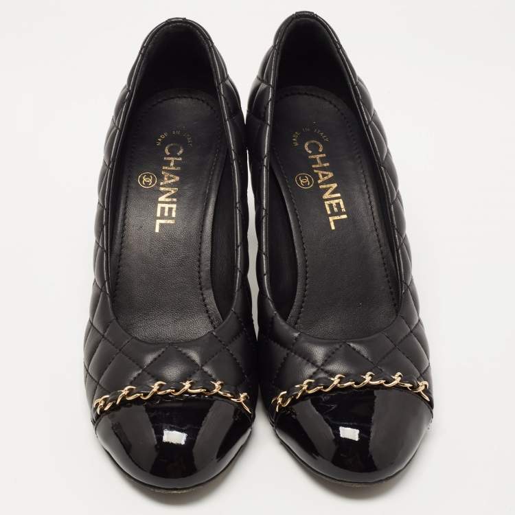 Pre Owned Chanel Black Quilted Leather CC Chain Cap Toe Pumps Size 38