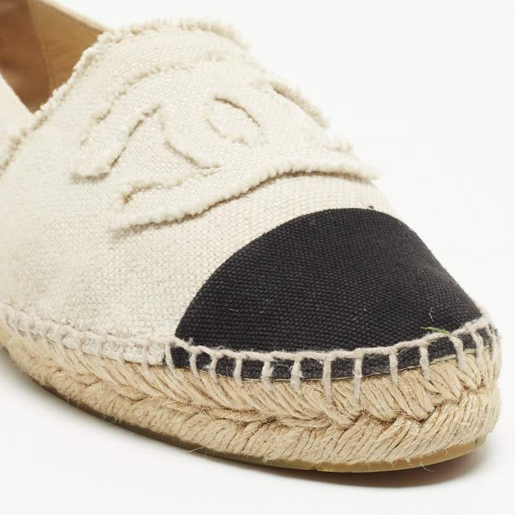 Pre Owned Chanel Cream Canvas CC Cap Toe Espadrille Flats Size 41