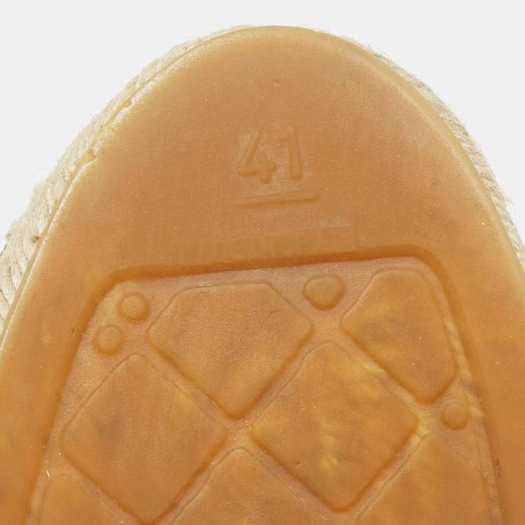 Pre Owned Chanel Cream Canvas CC Cap Toe Espadrille Flats Size 41