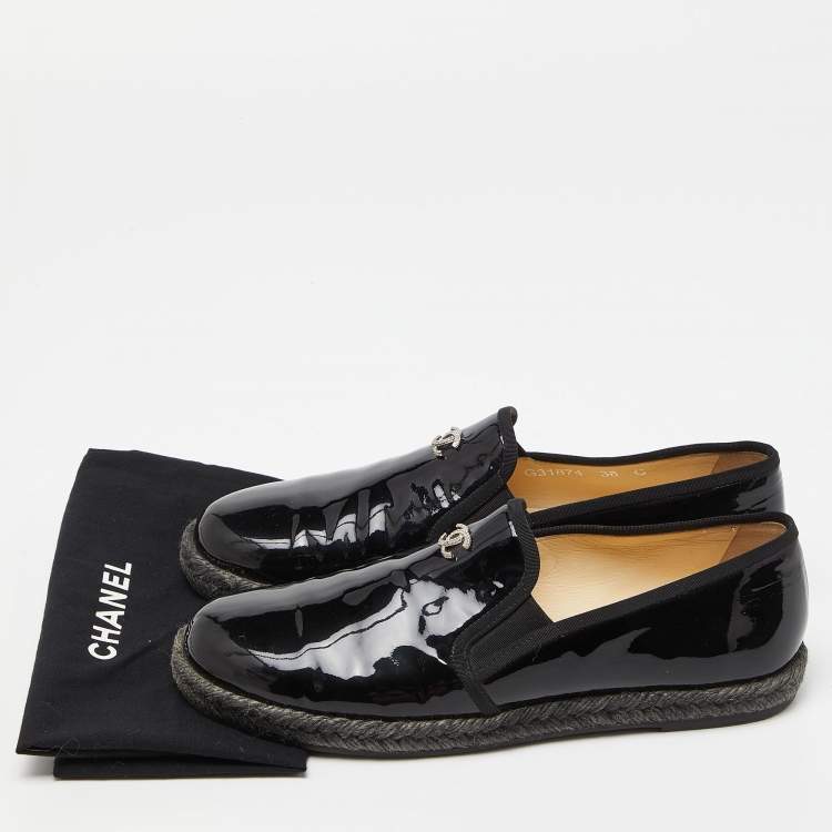 Pre Owned Chanel Black Patent Leather Flattie CC Logo Espadrille Loafers Size 38