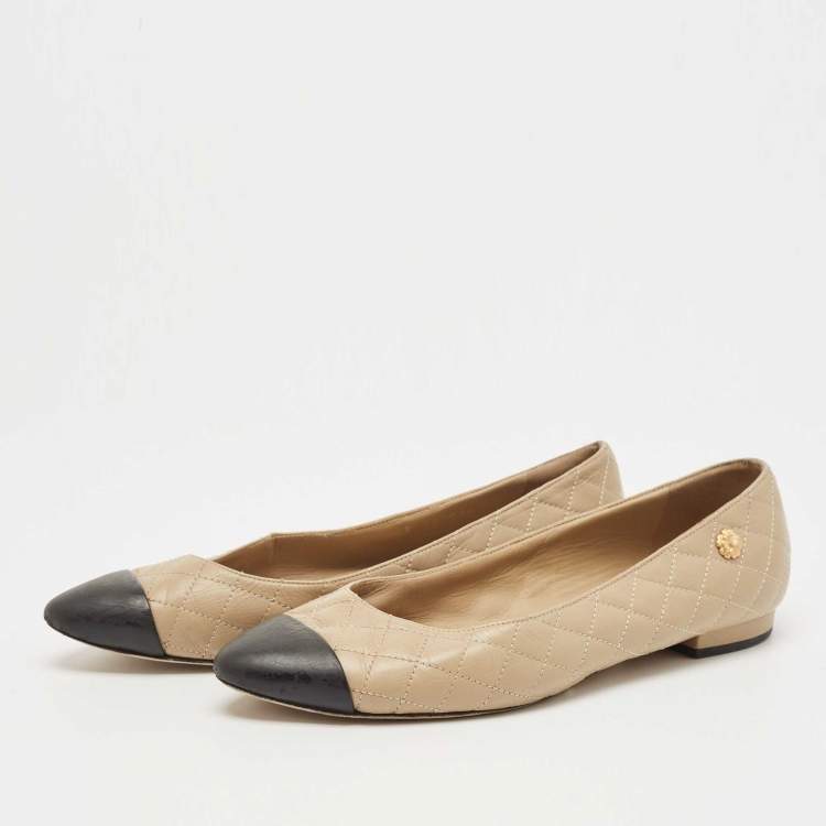 Chanel Beige/Black Leather CC Cap-Toe Bow Ballet Flats Size 38