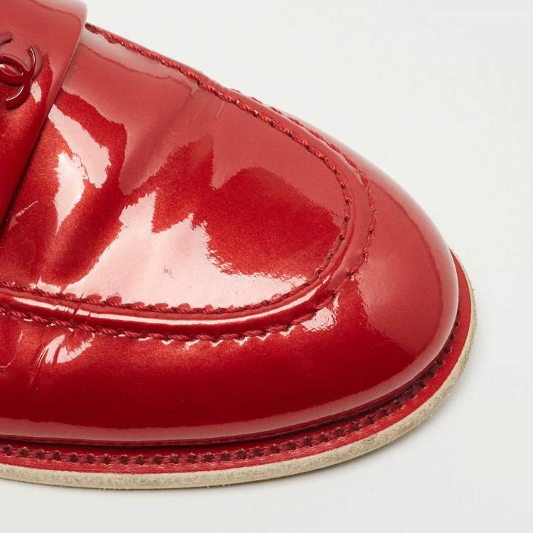 Pre Owned Chanel Red Patent Leather CC  Loafers Size 37.5