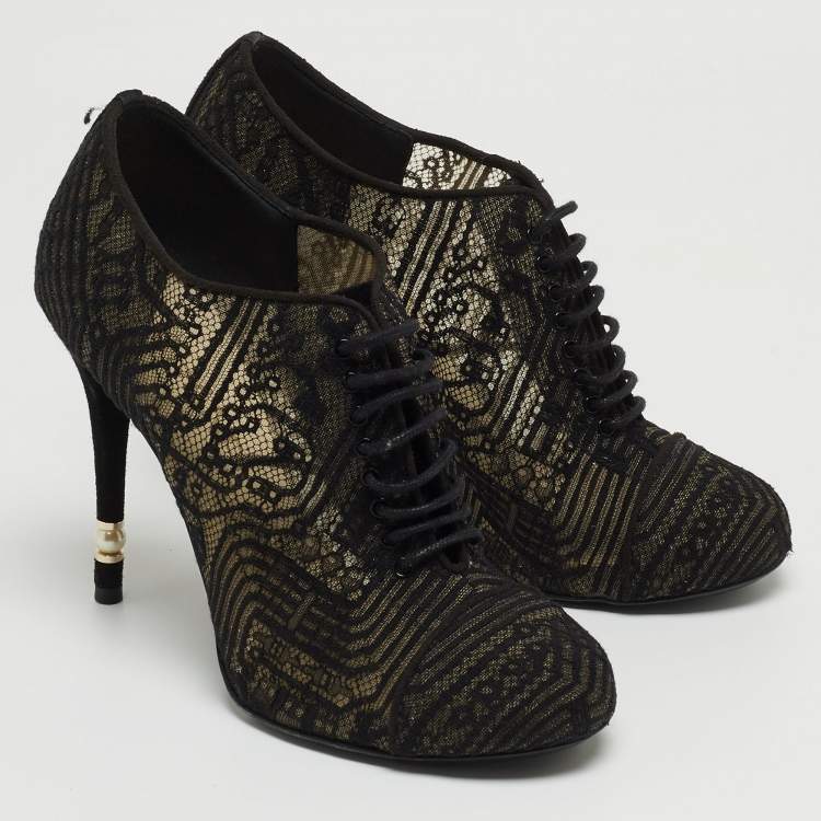 Pre Owned Chanel Black Lace and Suede Lace Up Ankle Booties Size 37