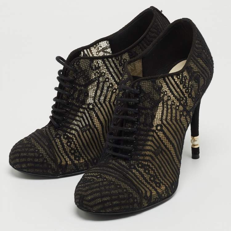 Pre Owned Chanel Black Lace and Suede Lace Up Ankle Booties Size 37