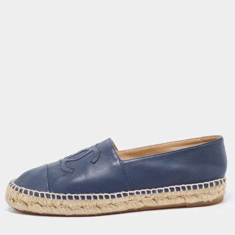 Chanel Navy Blue Leather CC Espadrille Flats Size 37 Chanel