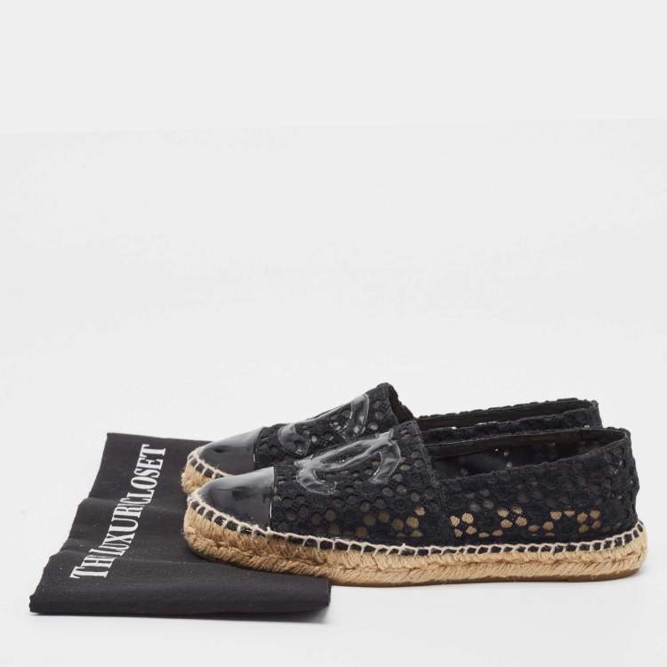 Pre Owned Chanel Black Lace and Patent Leather CC Espadrille Flats Size 37