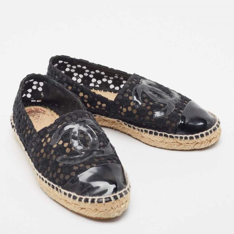Pre Owned Chanel Black Lace and Patent Leather CC Espadrille Flats Size 37