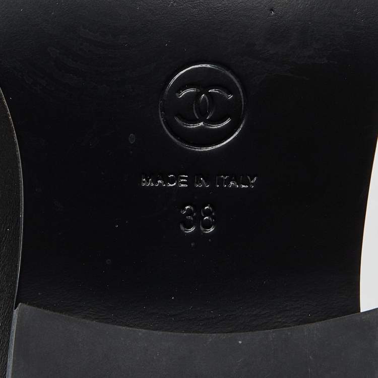 Pre Owned Chanel Black Leather CC Loafers Size 38