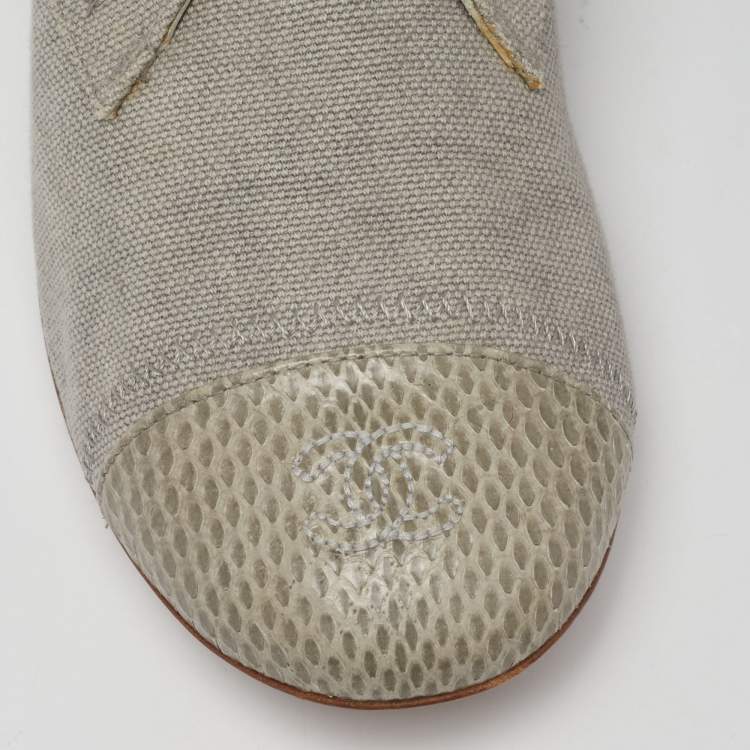 Pre Owned Chanel Grey Canvas and CC Snakeskin Cap Toe Slip On Derby Size 36