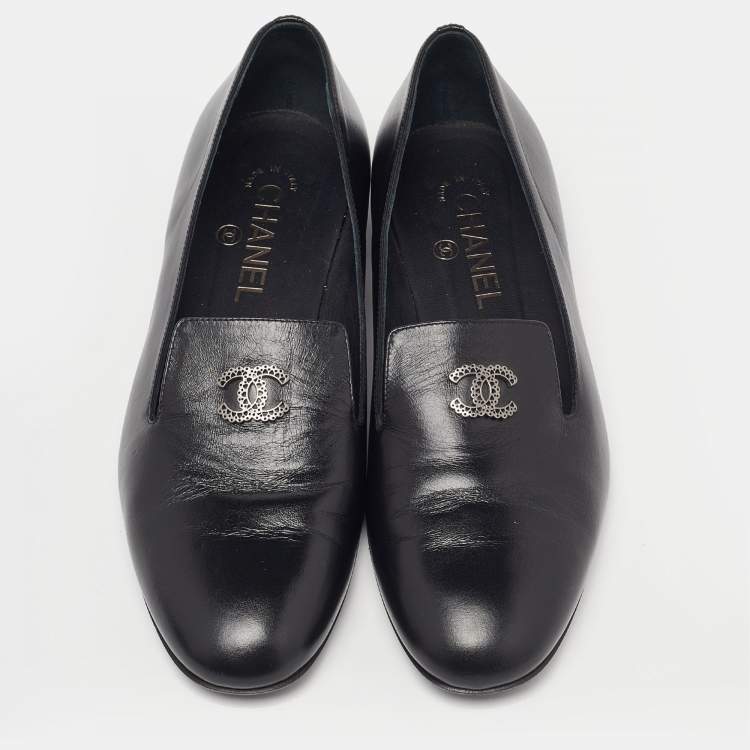 Pre Owned Chanel Black Leather CC Loafers Size 38.5
