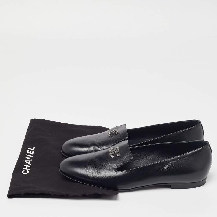 Pre Owned Chanel Black Leather CC Loafers Size 38.5