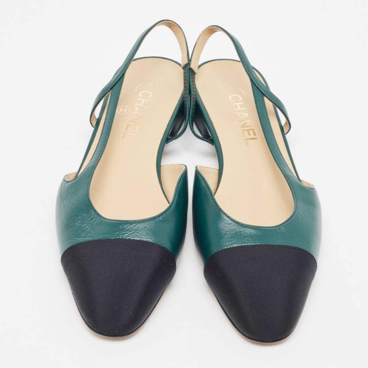 Pre Owned Chanel Green/Black Leather and Fabric Cap Toe CC D'osray Slingback Flats Size 41