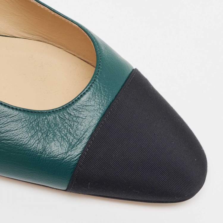 Pre Owned Chanel Green/Black Leather and Fabric Cap Toe CC D'osray Slingback Flats Size 41