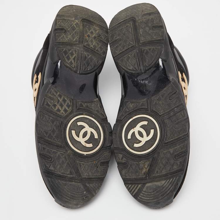 Pre Owned Chanel Black/Gold Tweed,Suede and Leather CC Lace Up Sneakers Size 40.5