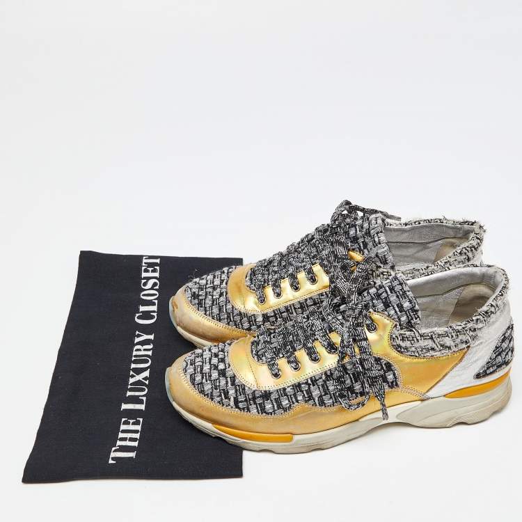 Pre Owned Chanel Tricolor Tweed and Leather CC Low Top Sneakers Size 38