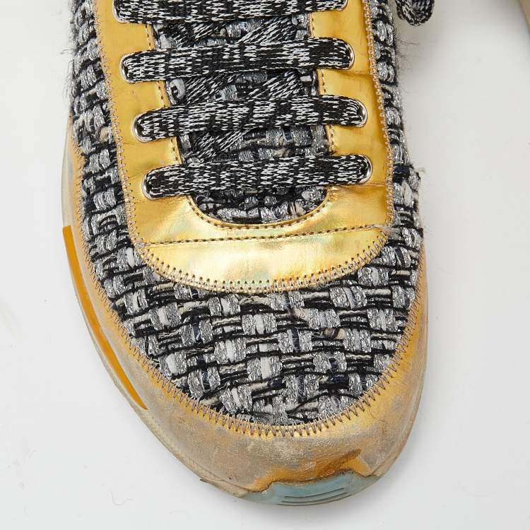 Pre Owned Chanel Tricolor Tweed and Leather CC Low Top Sneakers Size 38