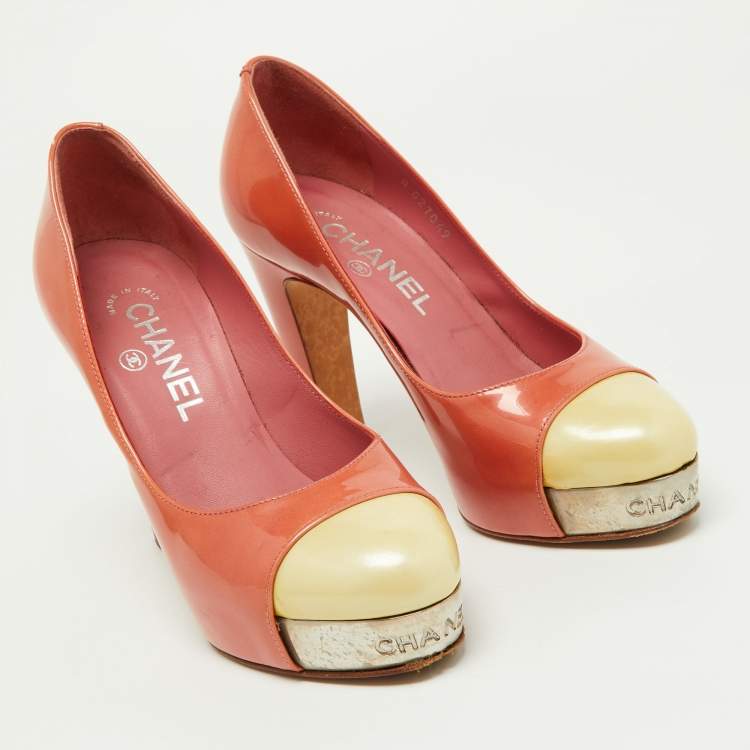Pre Owned Chanel Peach/Yellow Patent Leather Platform Pumps Size 35