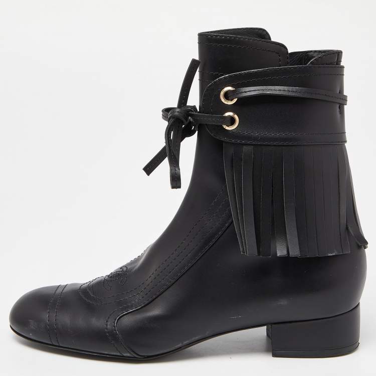 CHANEL 黒 レザー ブーティ 37.5 CHANEL シャネル ブーツ レザー レディース 中古 – 【公式