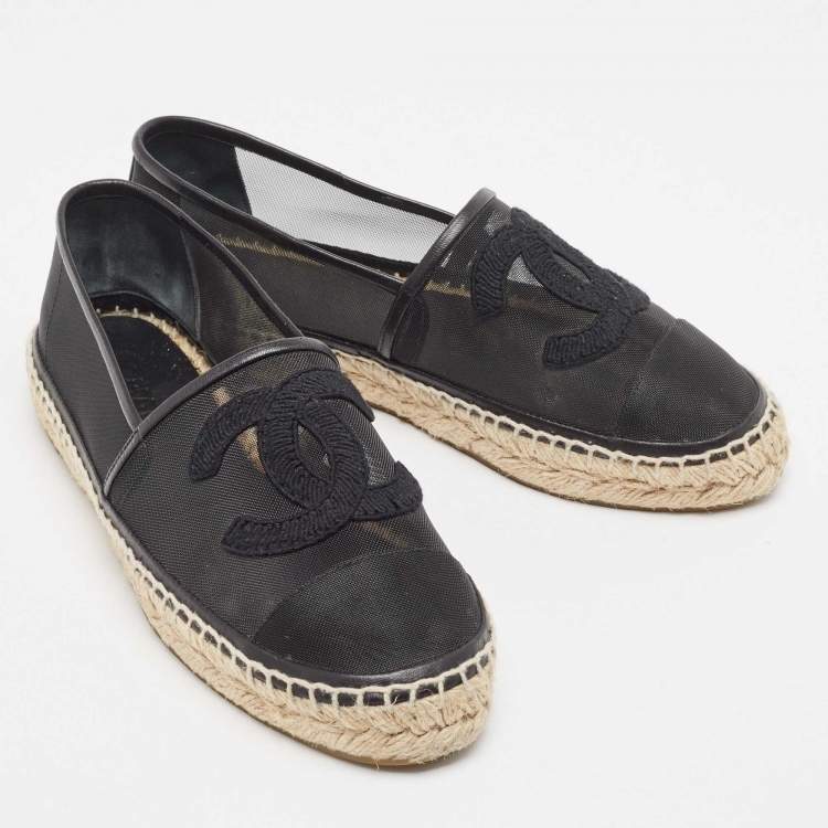 Pre Owned Chanel Black Mesh and Leather CC Cap Toe Espadrille Flats Size 38