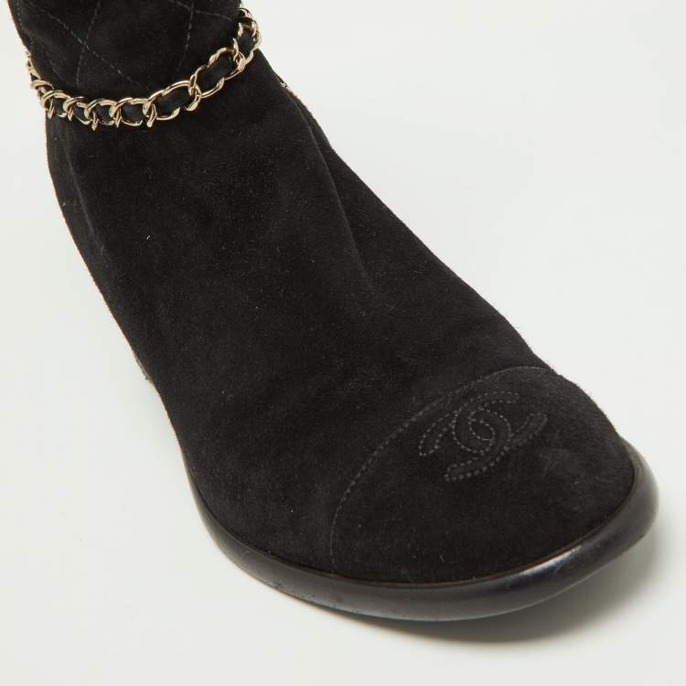 Pre Owned Chanel Black Suede Chain Link Zip Ankle Boots Size 37