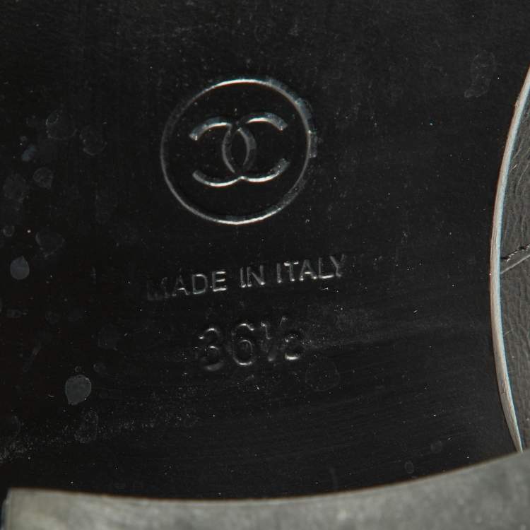 Pre Owned Chanel Black Leather Chain Detail Ankle Boots Size 36.5