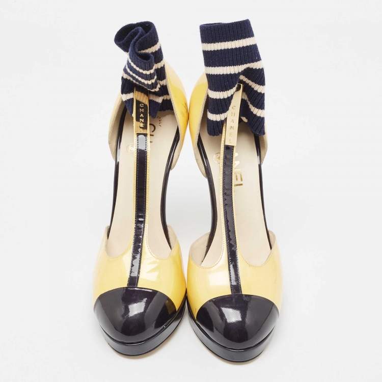 مملوكة مسبقًا Chanel Yellow/Black Patent Leather T-Strap Ankle Sock Platform Pumps Size 39