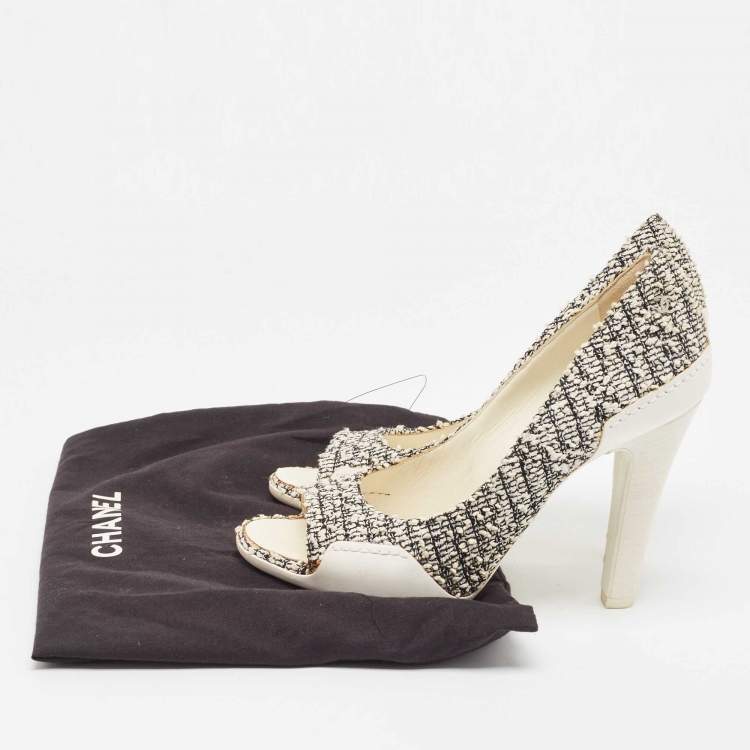 Pre Owned Chanel Off White/Black Tweed and Leather Open Toe Pumps Size 38