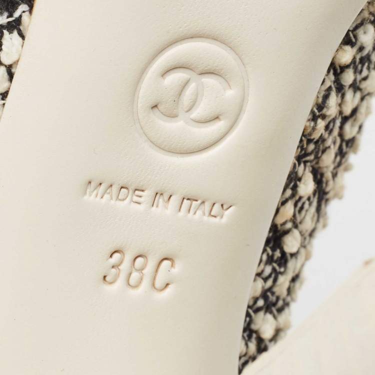 Pre Owned Chanel Off White/Black Tweed and Leather Open Toe Pumps Size 38