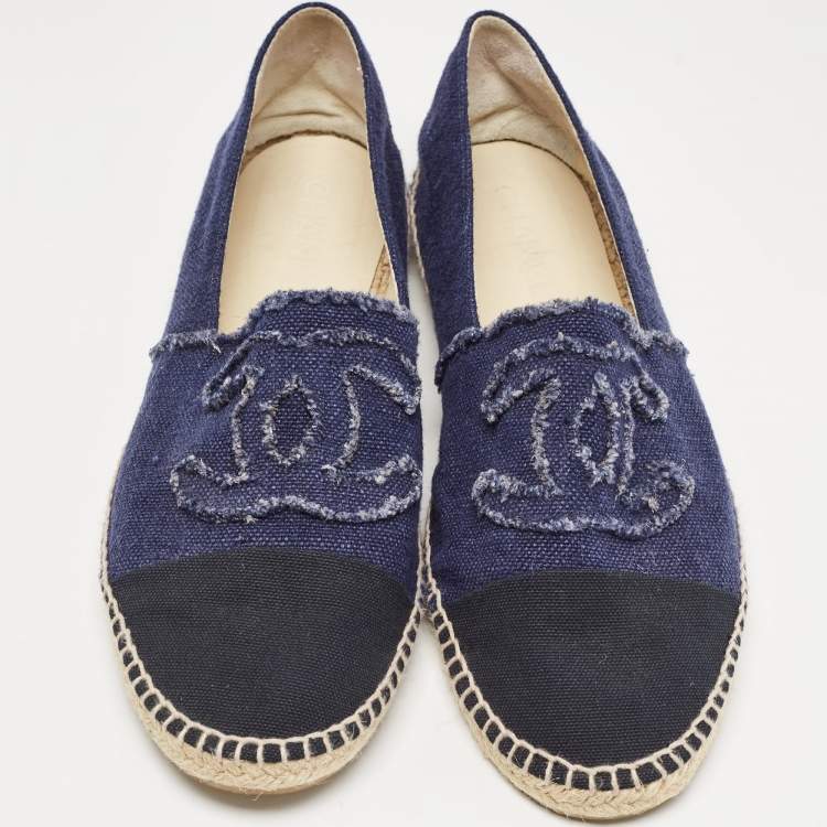 Pre Owned Chanel Blue/Black Denim CC Espadrille Flats Size 42