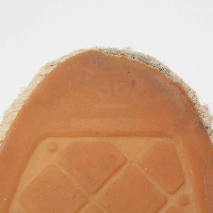 Pre Owned Chanel Beige/Black Leather CC Espadrille Flats Size 38