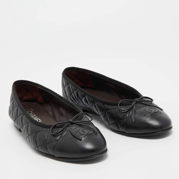 Pre Owned Chanel Black Leather CC Ballet Flats Size 37.5