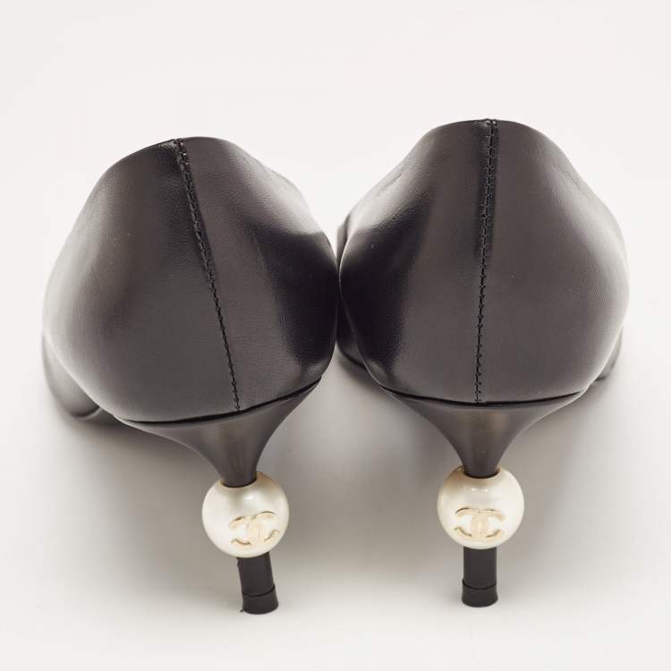 Pre Owned Chanel Black Leather and Canvas CC Pointed Toe Pumps Size 36