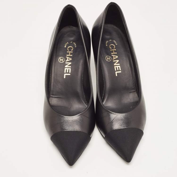 Pre Owned Chanel Black Leather and Canvas CC Pointed Toe Pumps Size 36