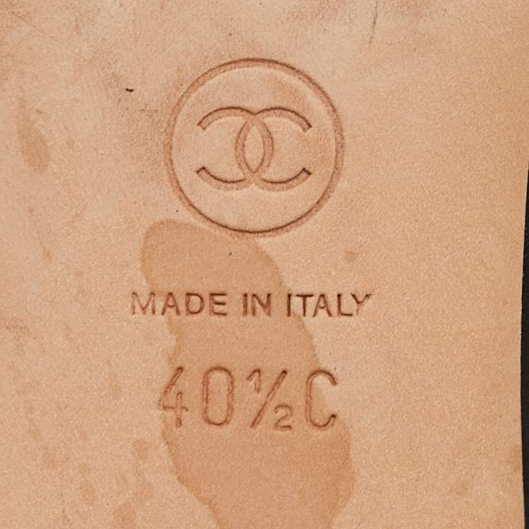 Pre Owned Chanel Black Leather and Canvas CC Cap Toe Pumps Size 40.5