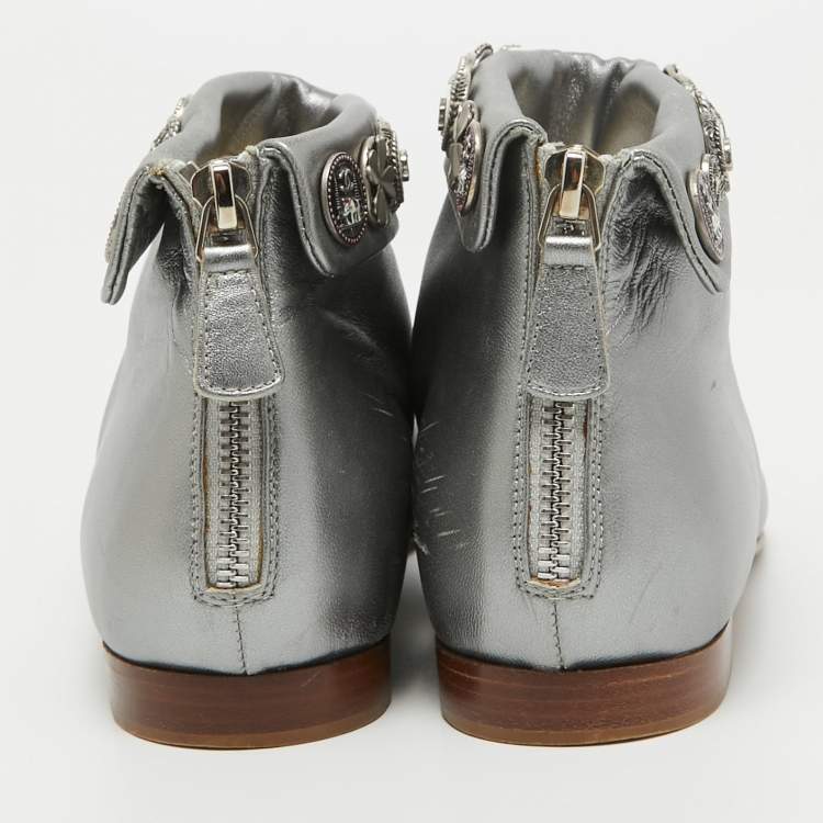 Pre Owned Chanel Silver/Black Leather Studded Ankle Boots Size 36