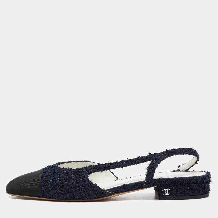 【限定セール！】 Canvas and Tweed Blue/Black Chanel Cap Flats Slingback Toe 靴