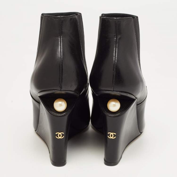Pre Owned Chanel Black Leather Round Toe Pearl Embellished CC Wedge Boots Size 38